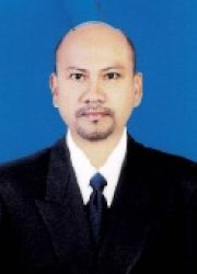 นายบรรพต